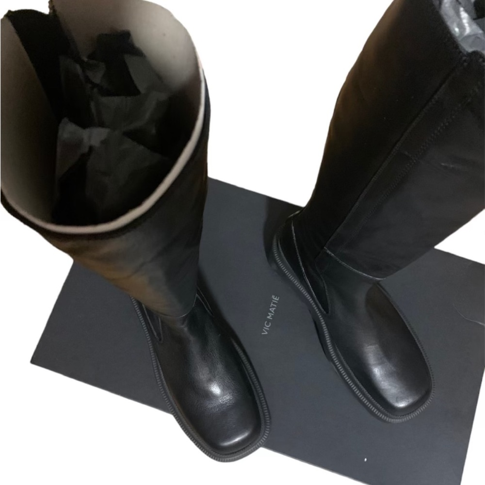 Vic Matie leather boots